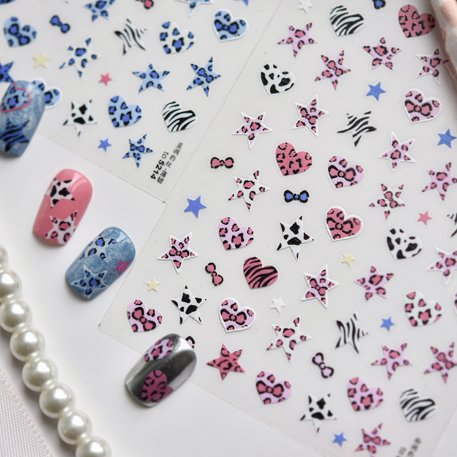 Nail Art Zebra - Blue And Pink Star Shaped Heart