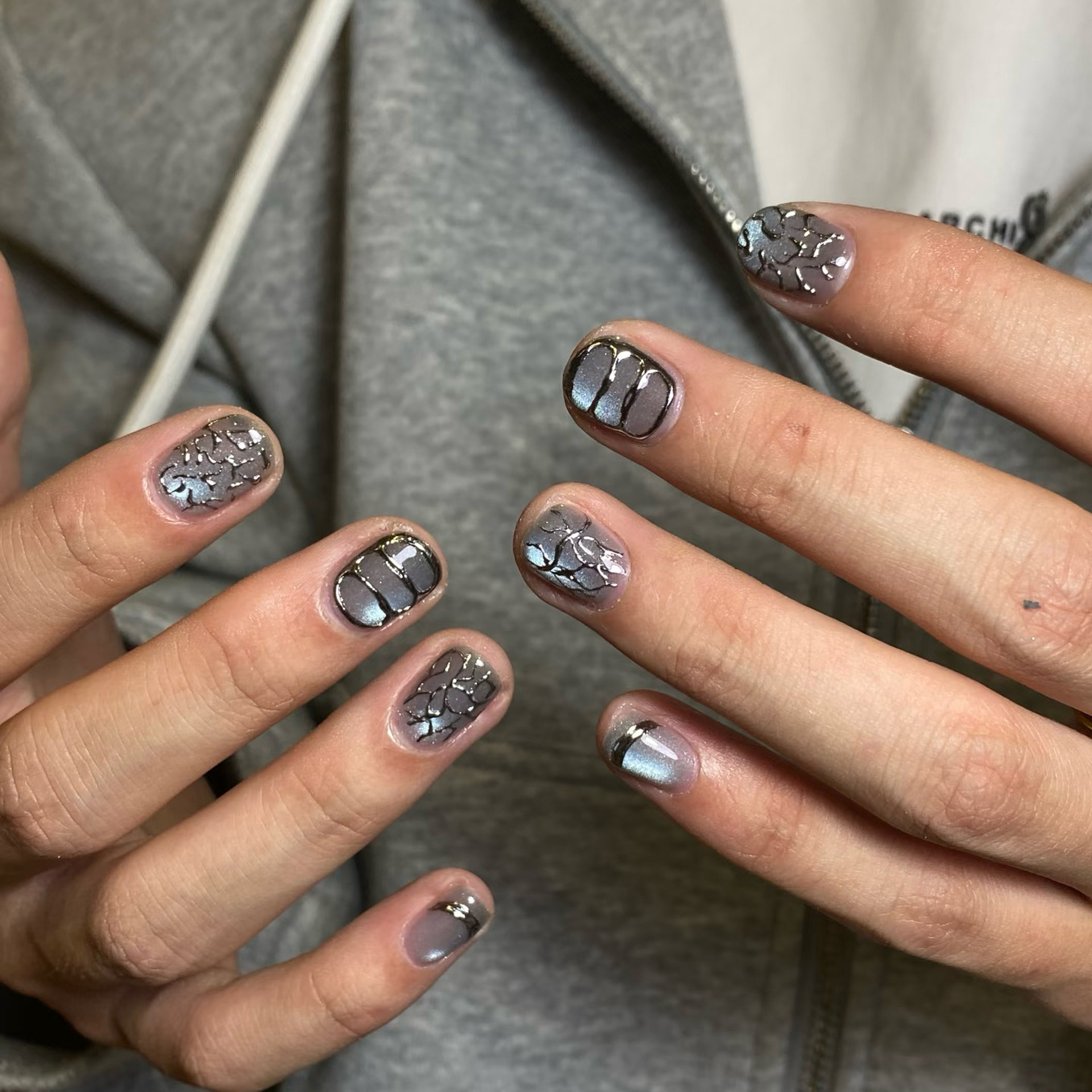 Nail Art Ice Blue - 10pcsHandmade Short Round Press On Nails