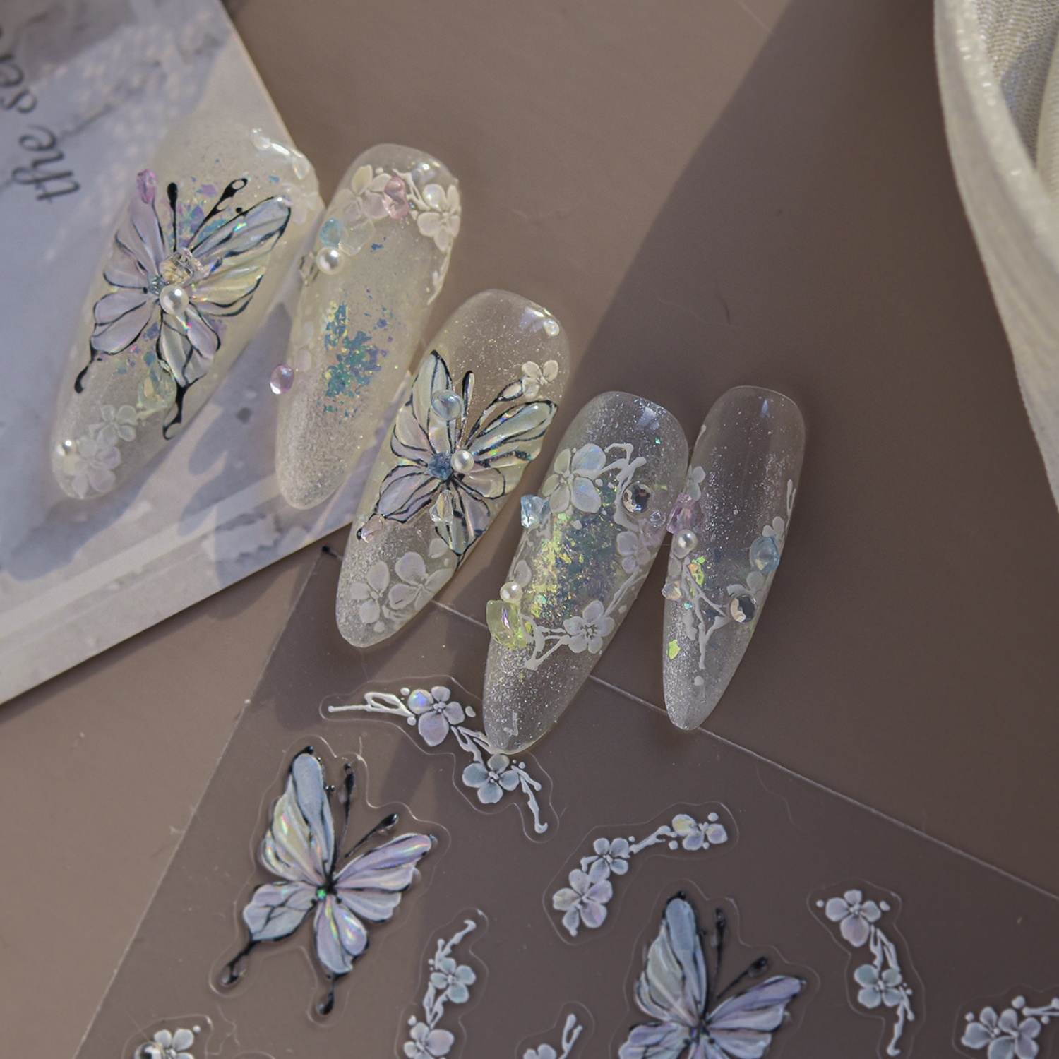 Blue Butterfly Ice Laser Blue  - Nail Art Ice Blue 评论和价格