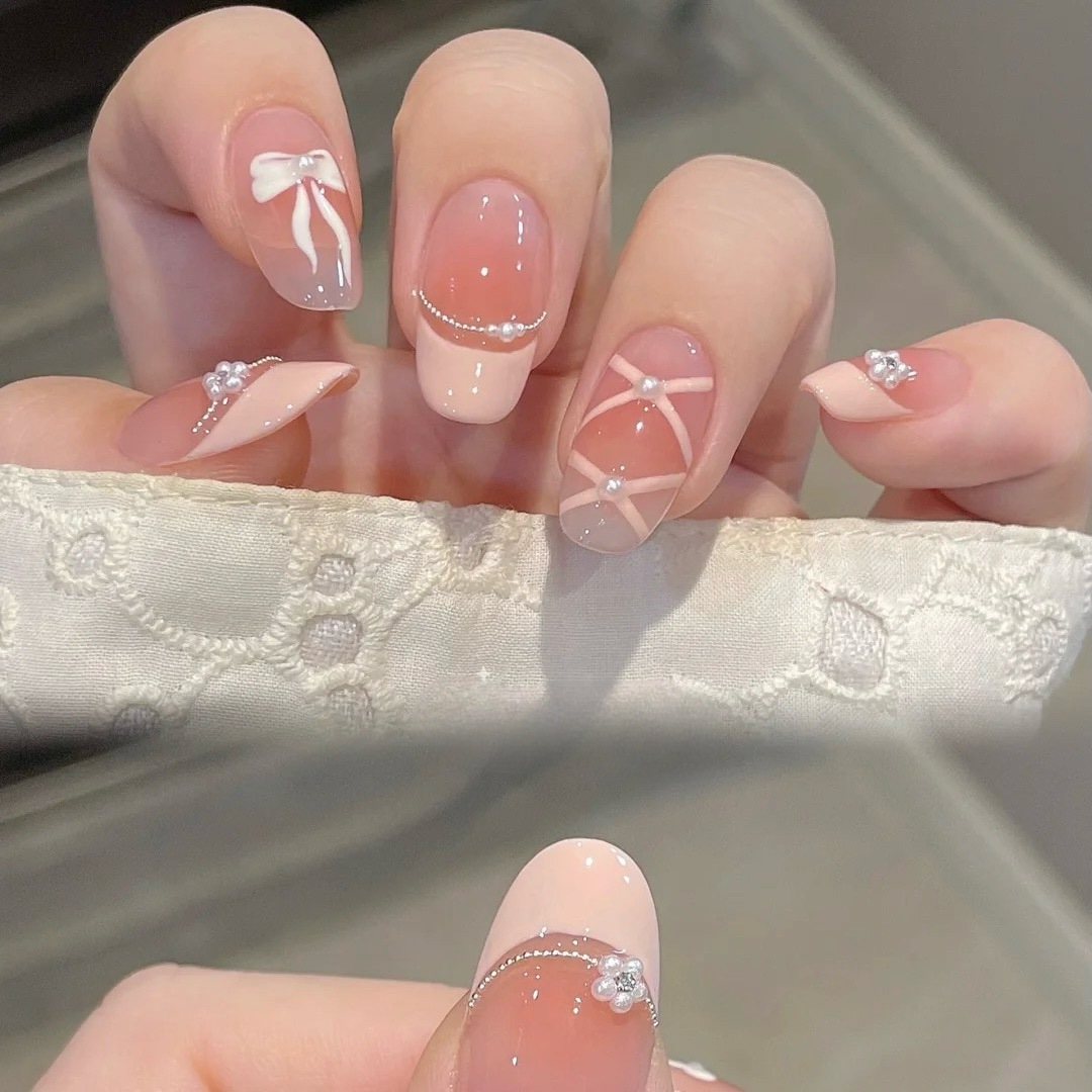 10Pcs White French Pink Heart  - Nail Art French 评论和价格