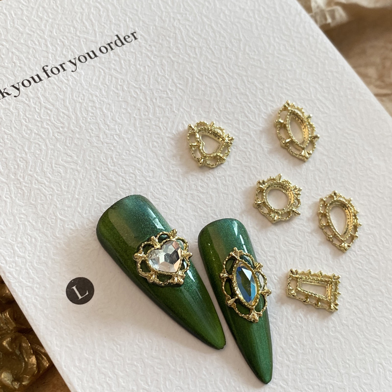TSZS 10pcs/lot 3D Gold Crystal - Nail Art Lotso 评论和价格