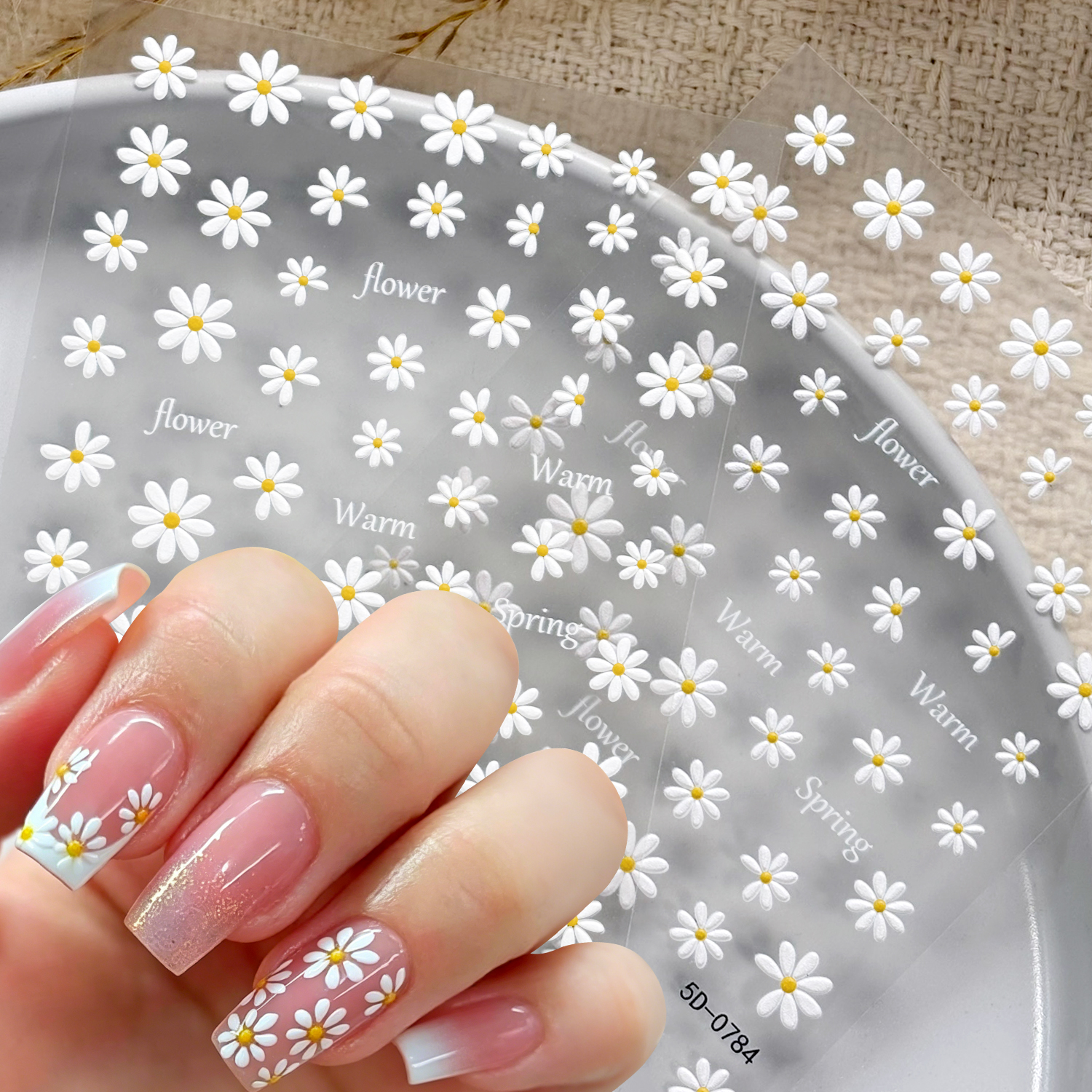 1Pcs 5D Embossed Summer Daisy  - Nail Art Simple Elegant 评论和价格