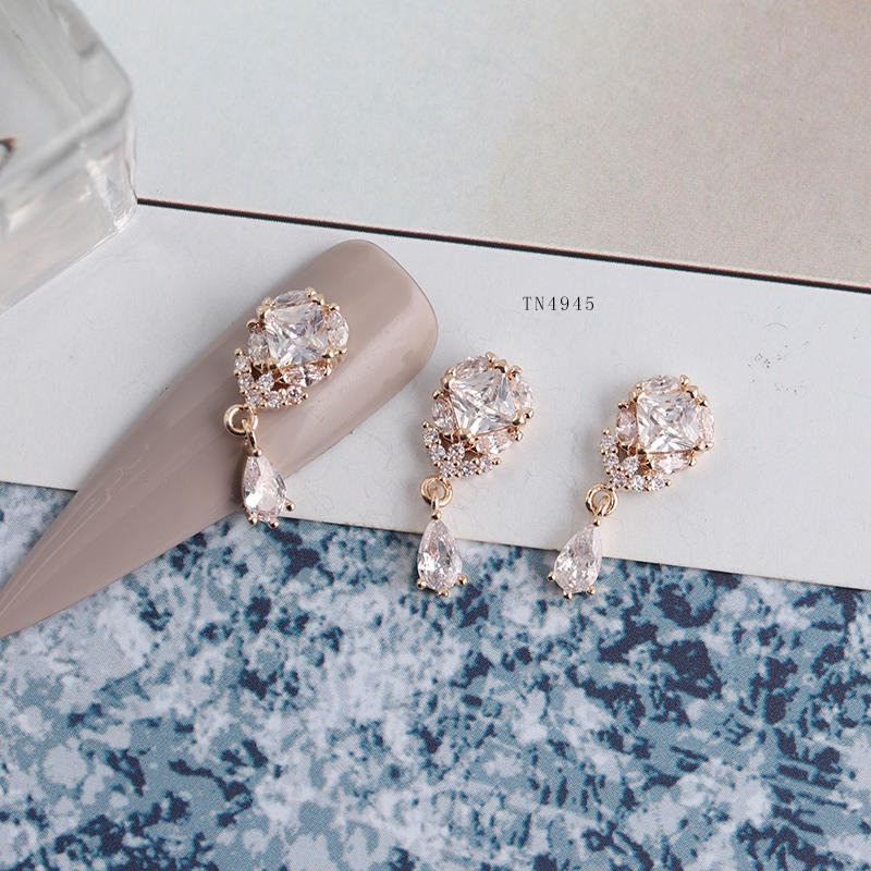 10pcs/lot TN4945 Crystal Zirco - Nail Art Lotso 评论和价格