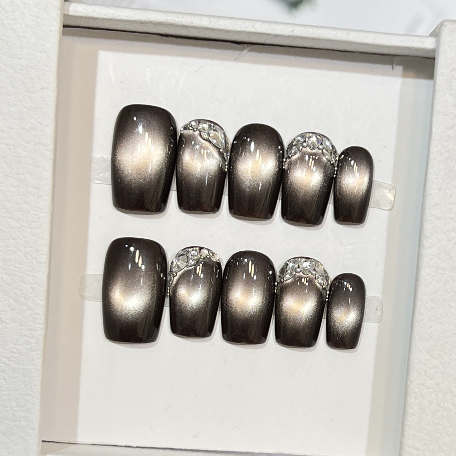 10pcs Black Cat Eyes Press on  - Nail Art French 评论和价格
