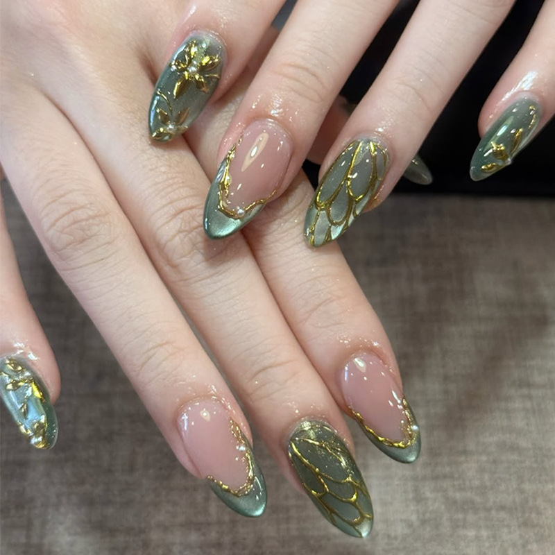 24pcs Green Cat Eye Fake Nails - Nail Art French 评论和价格