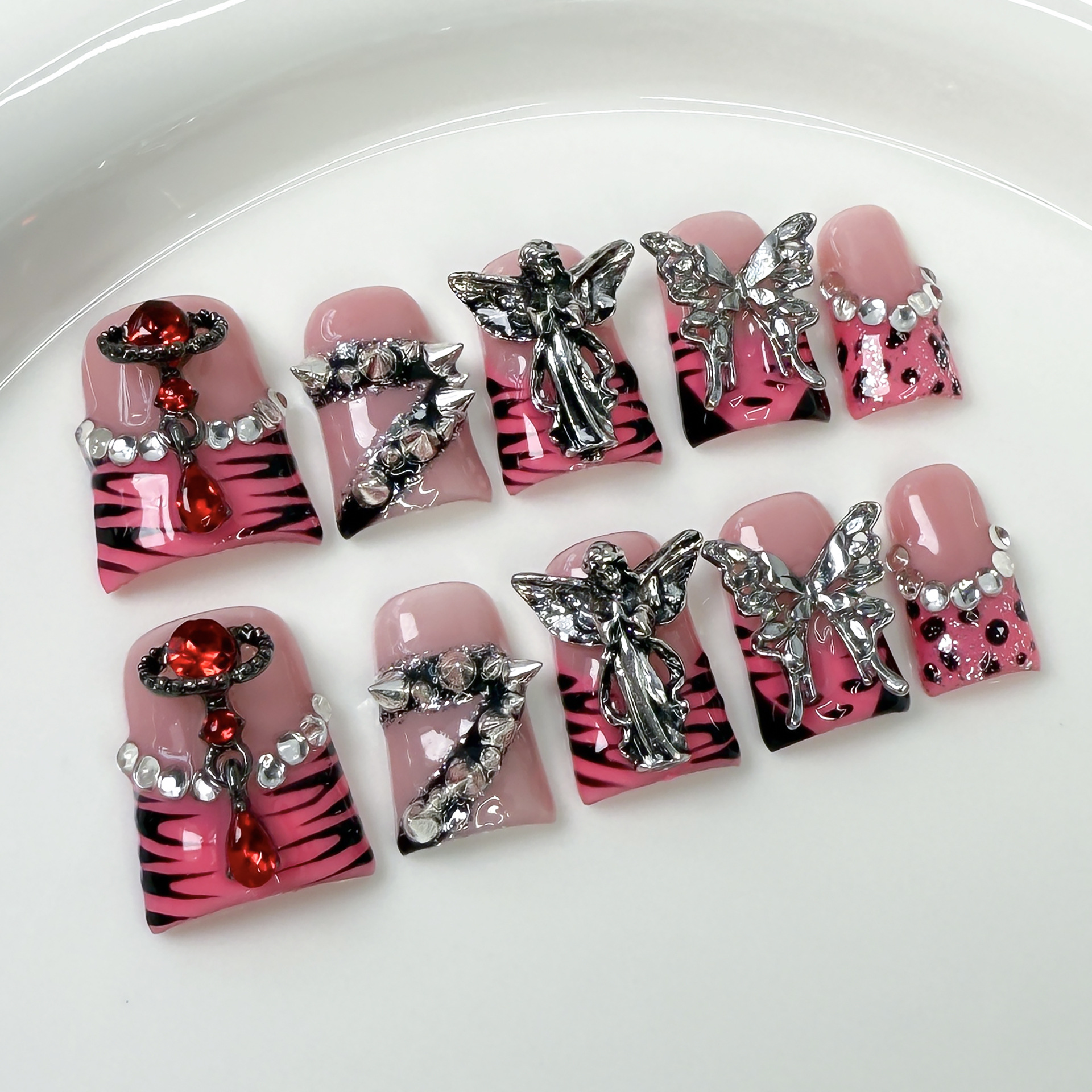 10Pcs Duckbill Handmade Press  - Nail Art Zebra 评论和价格
