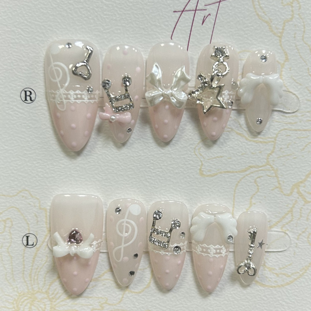 10 Pieces Retro Cute 3D Butter - Nail Art French 评论和价格