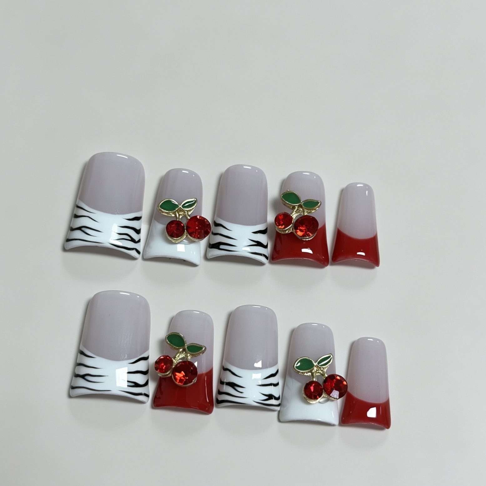Medium Square 10Pcs French Pre - Nail Art Zebra 评论和价格